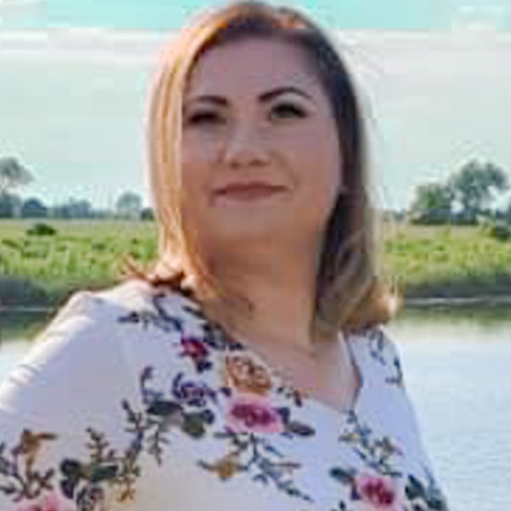 Paulina Swietek-Gorski, Polish-speaking life insurance agent in Elmhurst, serving Chicago and the suburbs